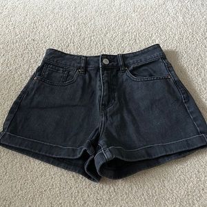 PacSun Black “Mom Short,” waist size 25in